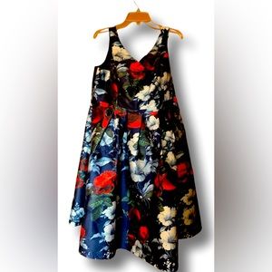 Chi Chi London Curves